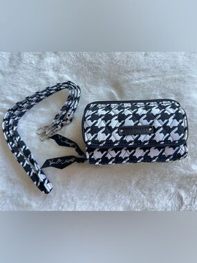 Vera Bradley Black & White Quilted Houndstooth Crossbody Wallet